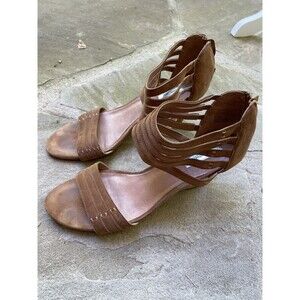 Halogen wedge sandal shoe brown suede size 8.5